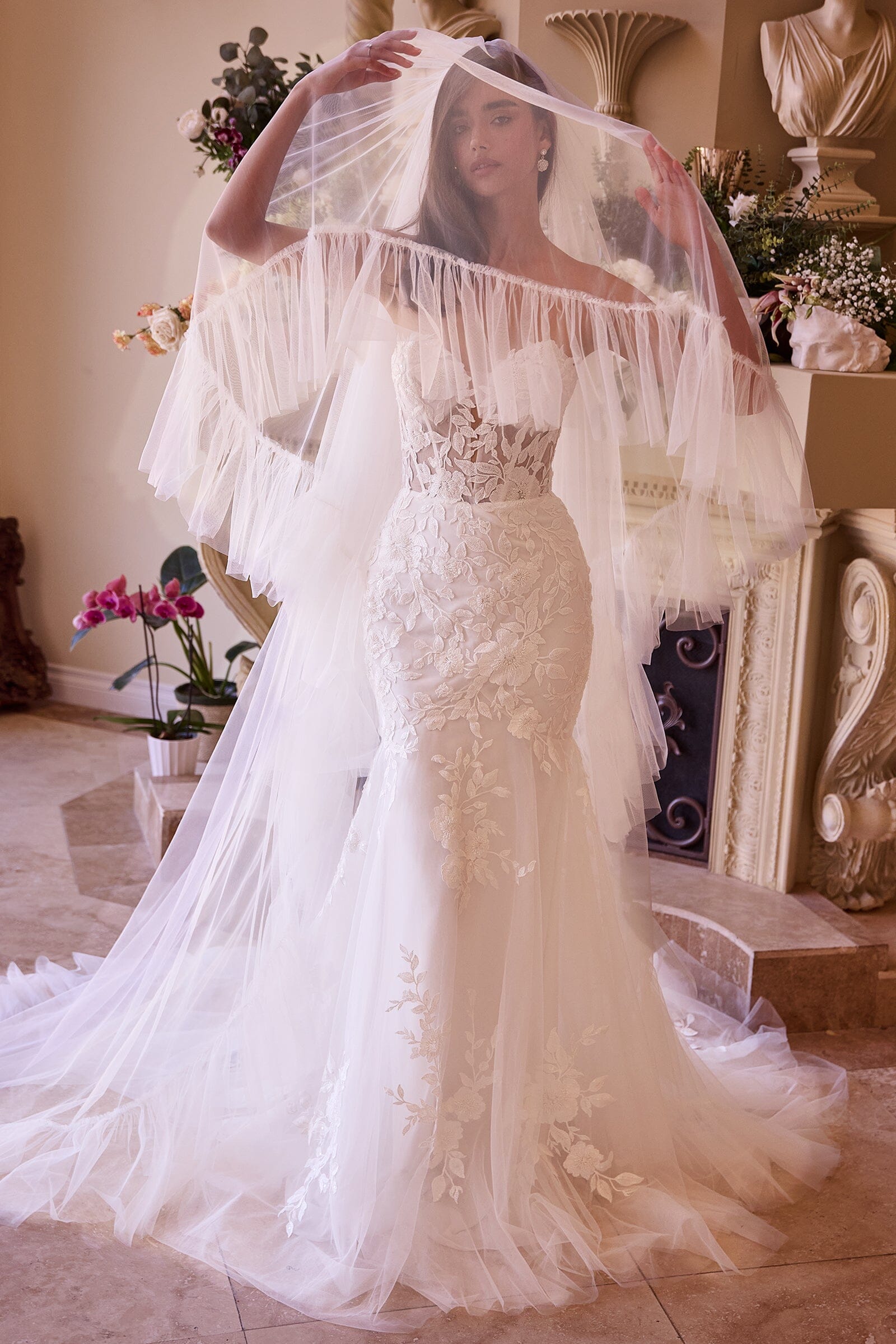 Couture Ruffle Edge 2-Tier Veil by Ladivine V011 – ABC Fashion