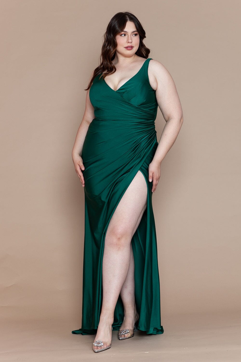 Poly USA W1114 Plus Size Fitted V-Neck Slit Gown | FormalDressShops Emerald / 18W Poly USA W1114 Plus Size Fitted V-Neck Slit Gown | FormalDressShops Emerald / 18W