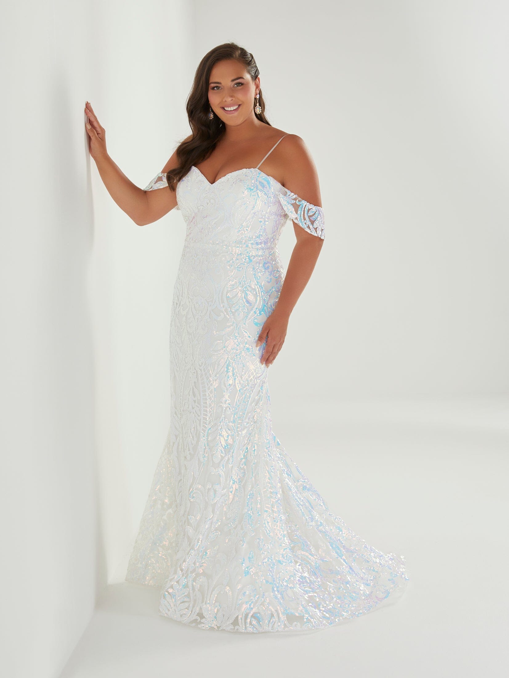 White cold shoulder plus size dress hotsell