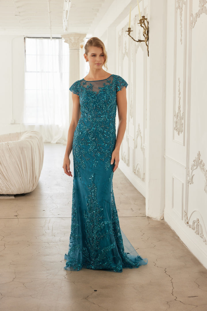 Applique Short Sleeve Gown by Nox Anabel MT110