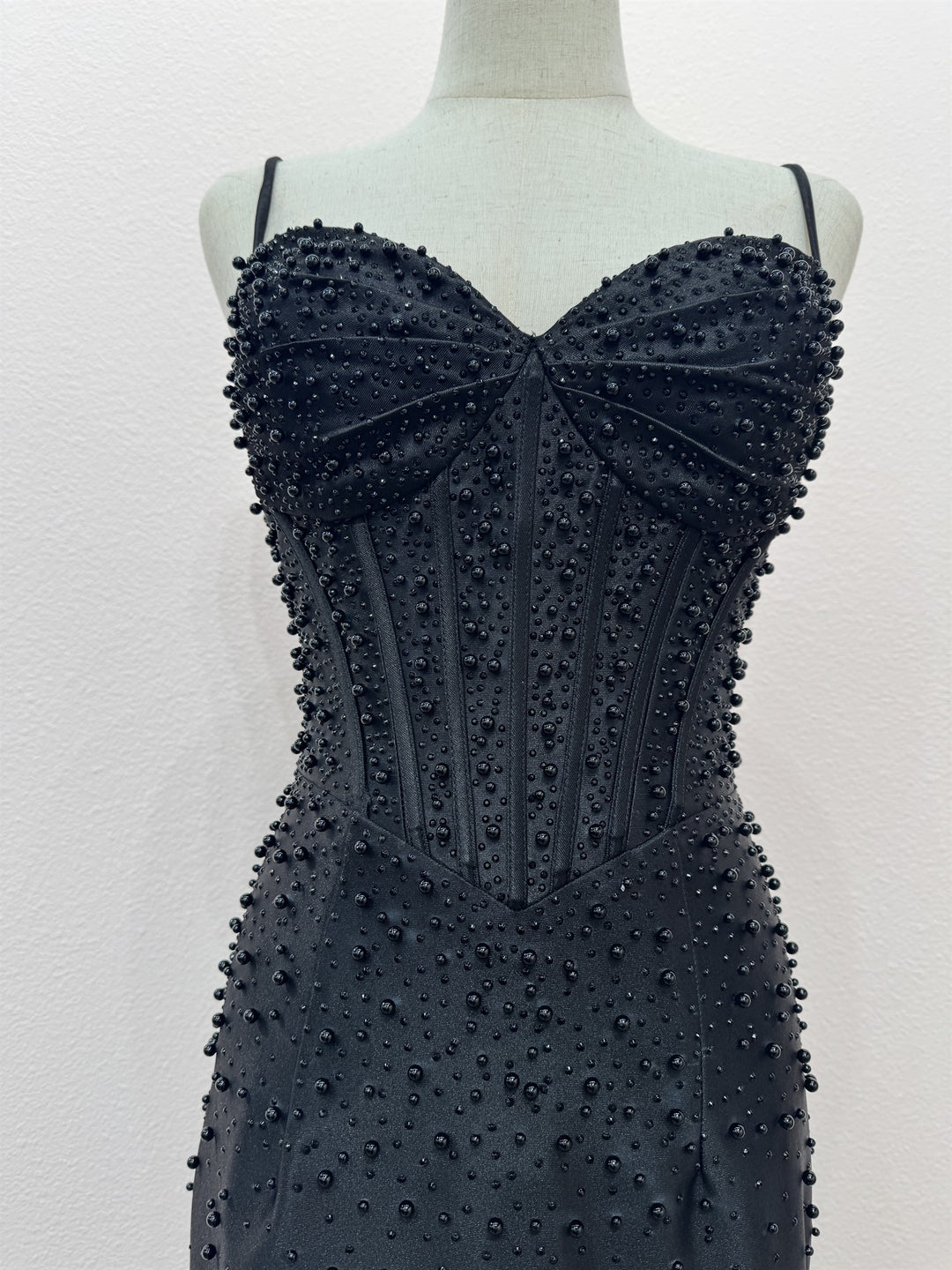 Beaded Short Sleeveless Slit Dress by Nox Anabel T7118