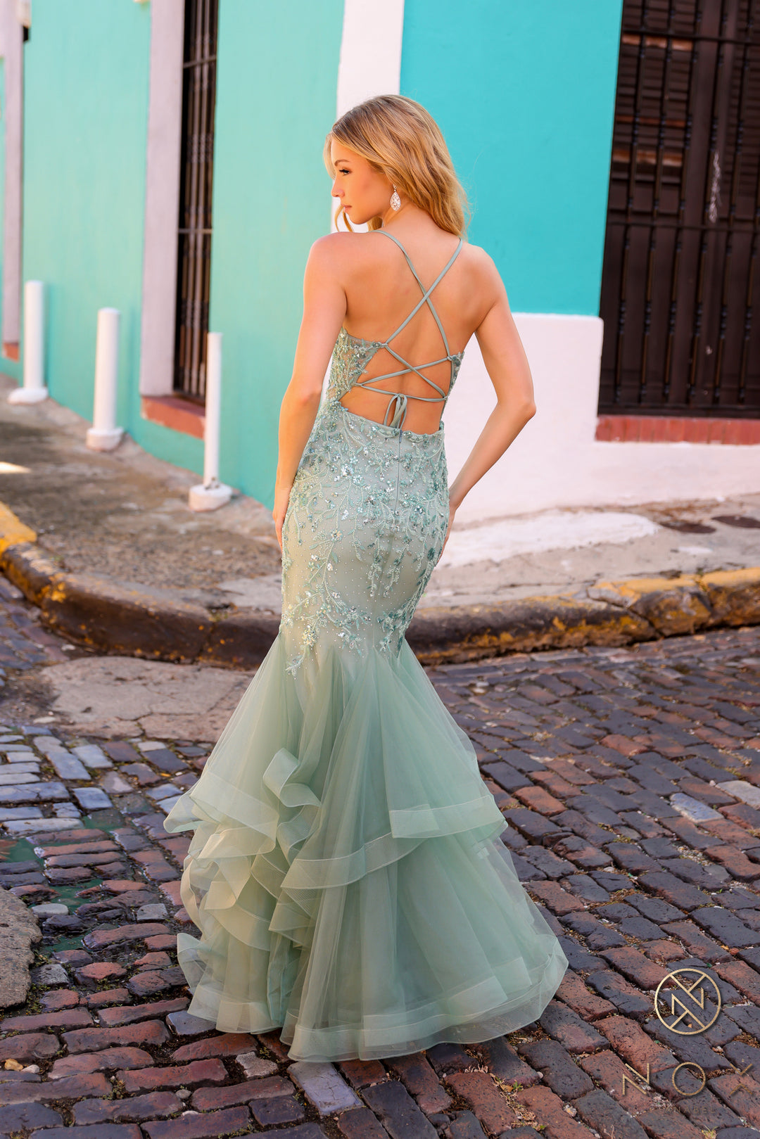 Applique V-Neck Layered Mermaid Dress by Nox Anabel G1368