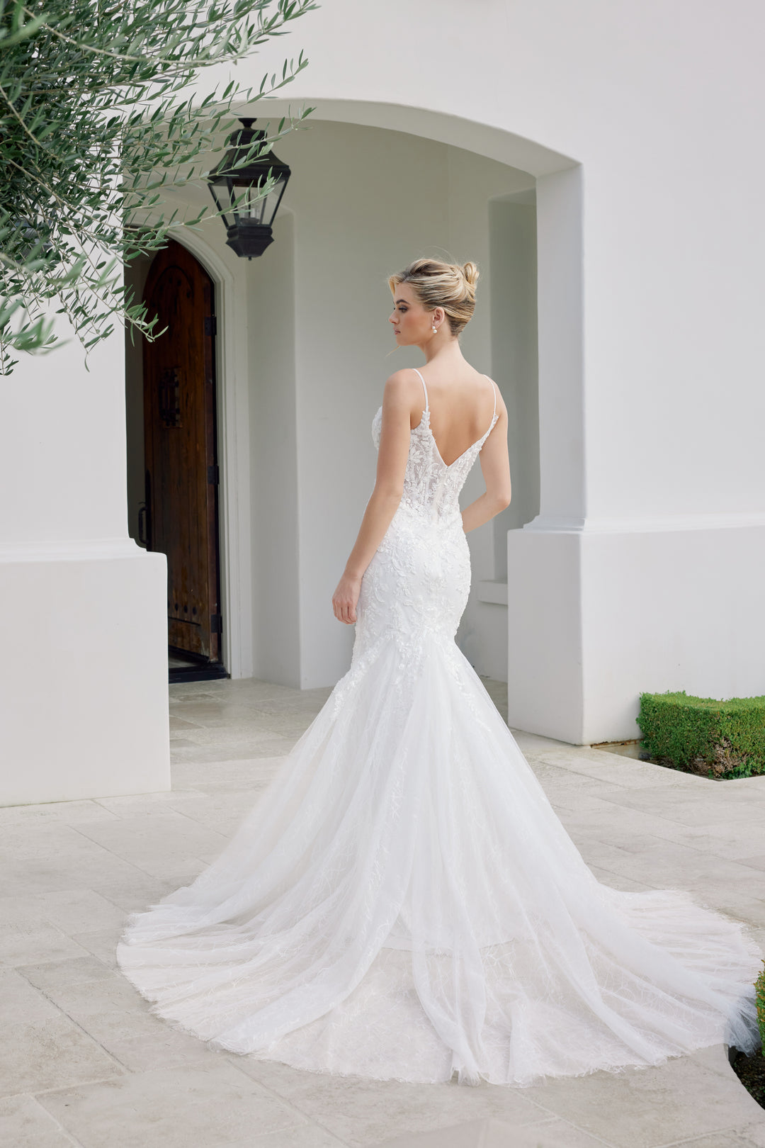 Sleeveless Mermaid Bridal Gown by Nox Anabel JE1063L