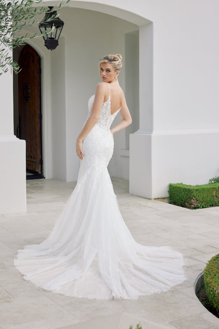 Sleeveless Mermaid Bridal Gown by Nox Anabel JE1063L