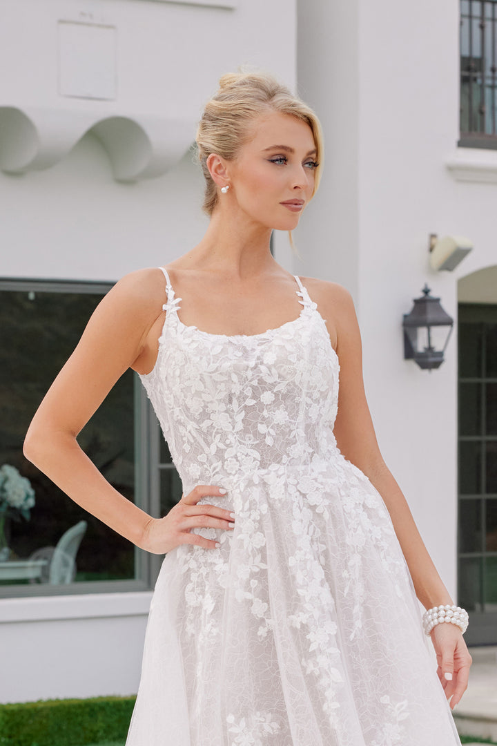 Applique Sleeveless A-line Bridal Gown by Nox Anabel JE1074L