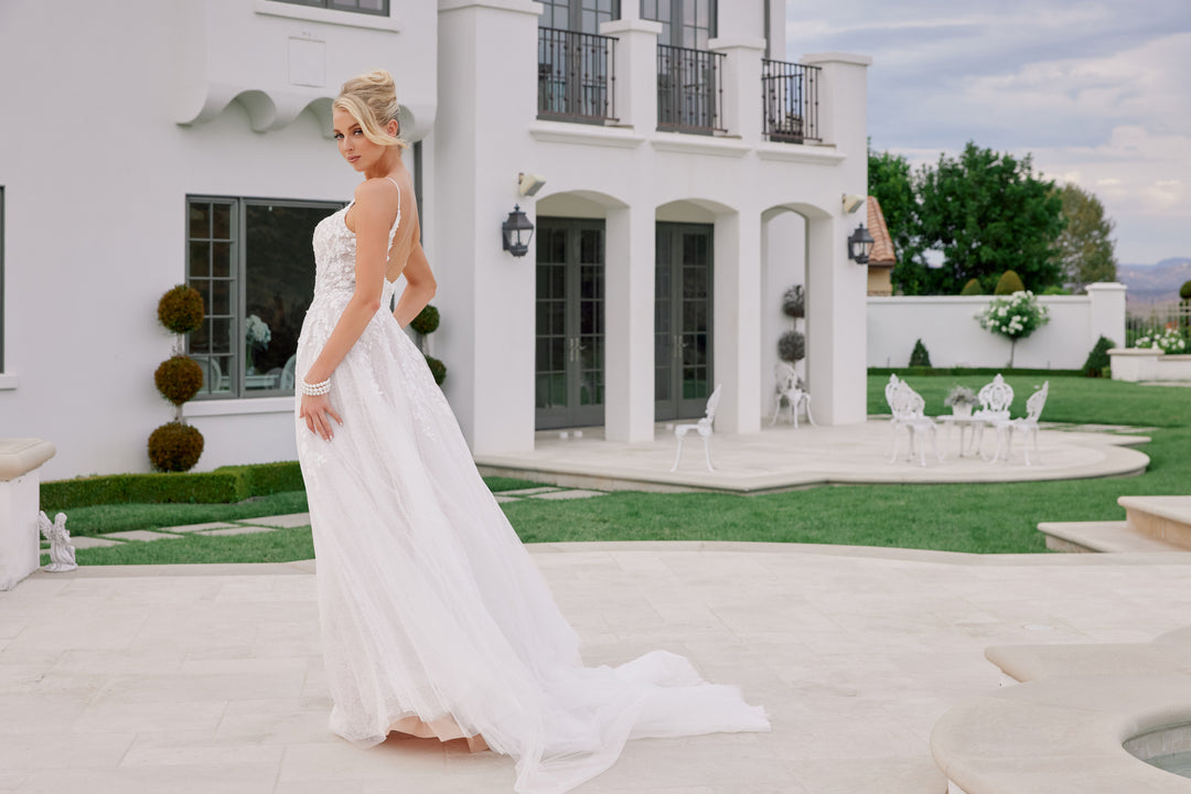 Applique Sleeveless A-line Bridal Gown by Nox Anabel JE1074L