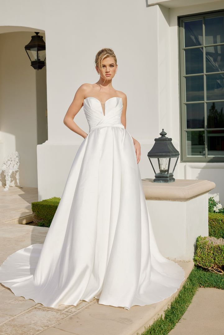 Strapless A-line Bridal Gown by Nox Anabel JE1075