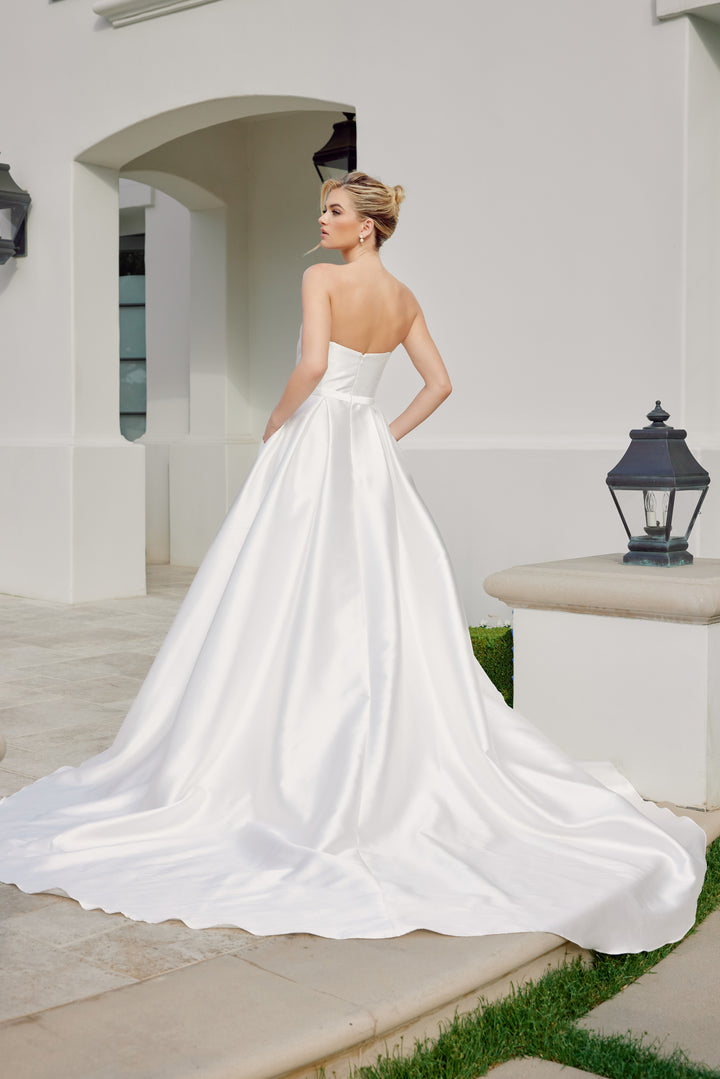 Strapless A-line Bridal Gown by Nox Anabel JE1075