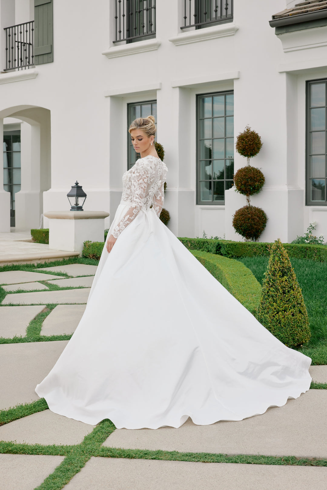 Applique Long Sleeve A-line Bridal Gown by Nox Anabel JE1078