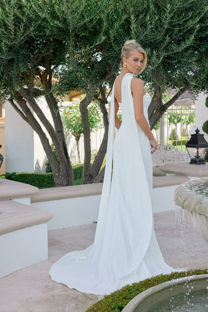 Fitted Strapless Bridal Gown by Nox Anabel JE1081