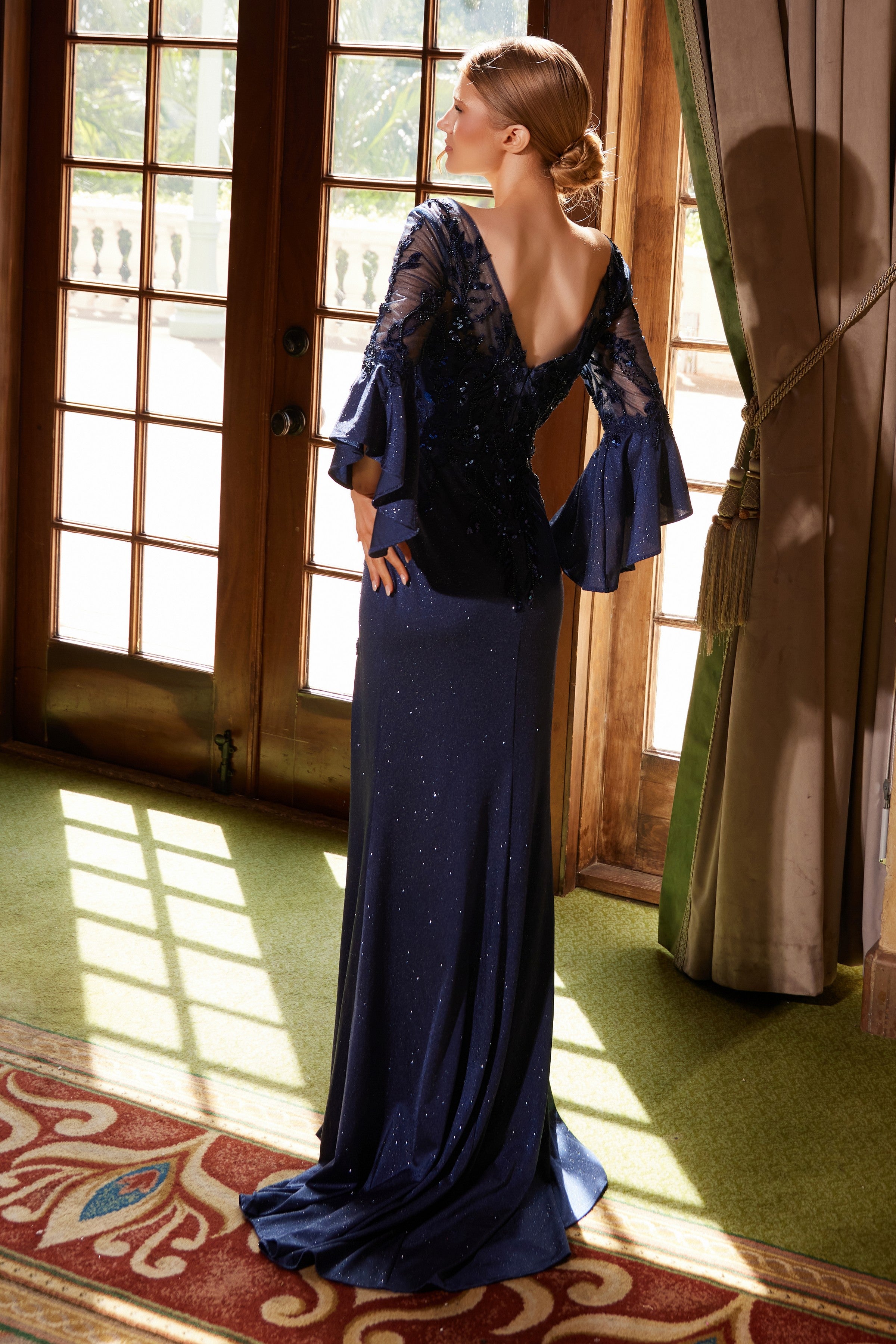 【新品未使用】ANDRESED - bell sleeve slit dress Applique Bell Sleeve Slit Gown by Nox Anabel MD129 – ABC Fashion