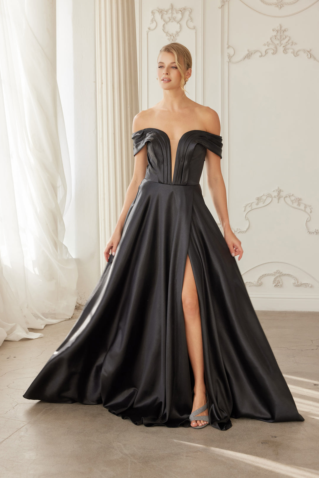 prom dresses under 150 Affordable $150, Inexpensive Prom Gowns Online Model is wearing Silver color. Grey Tulle Sequins Spaghetti Straps