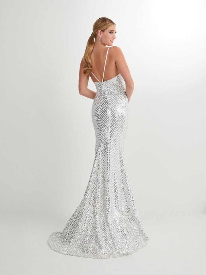 Fitted Sequin Print Sleeveless V-Neck Gown by Studio 17 12909