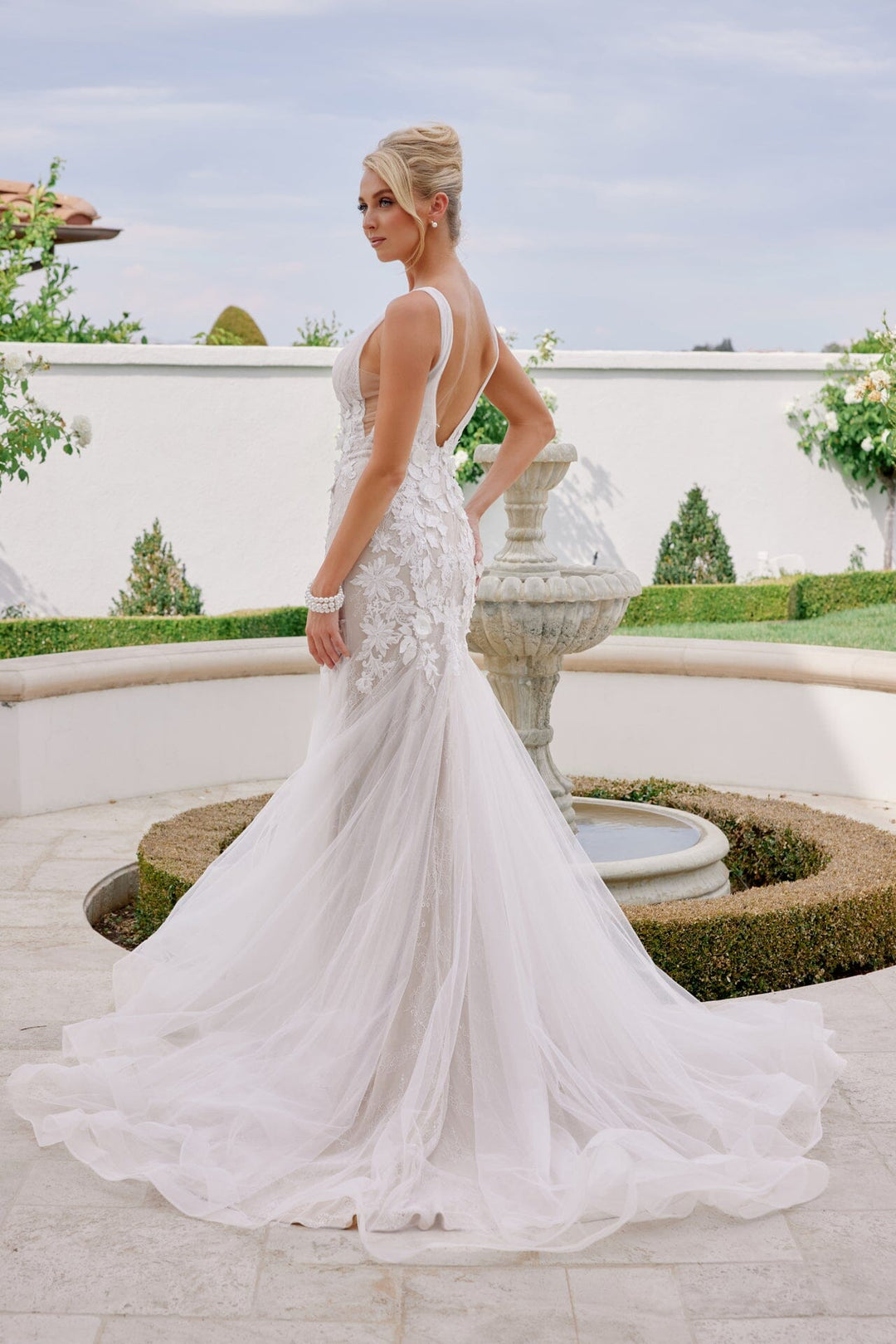 Floral Applique Mermaid Bridal Gown by Nox Anabel JE917