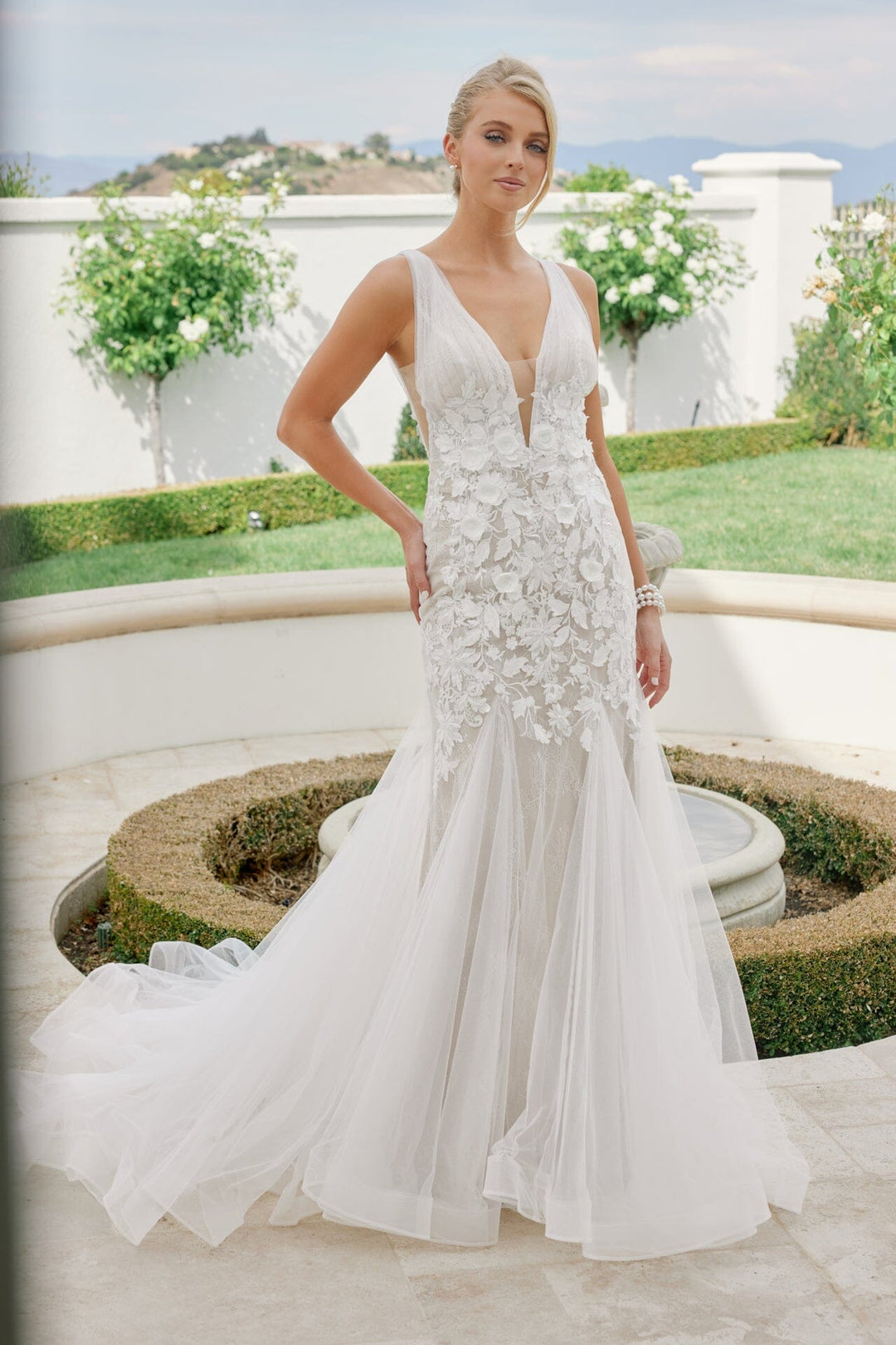 Floral Applique Mermaid Bridal Gown by Nox Anabel JE917 – ABC Fashion