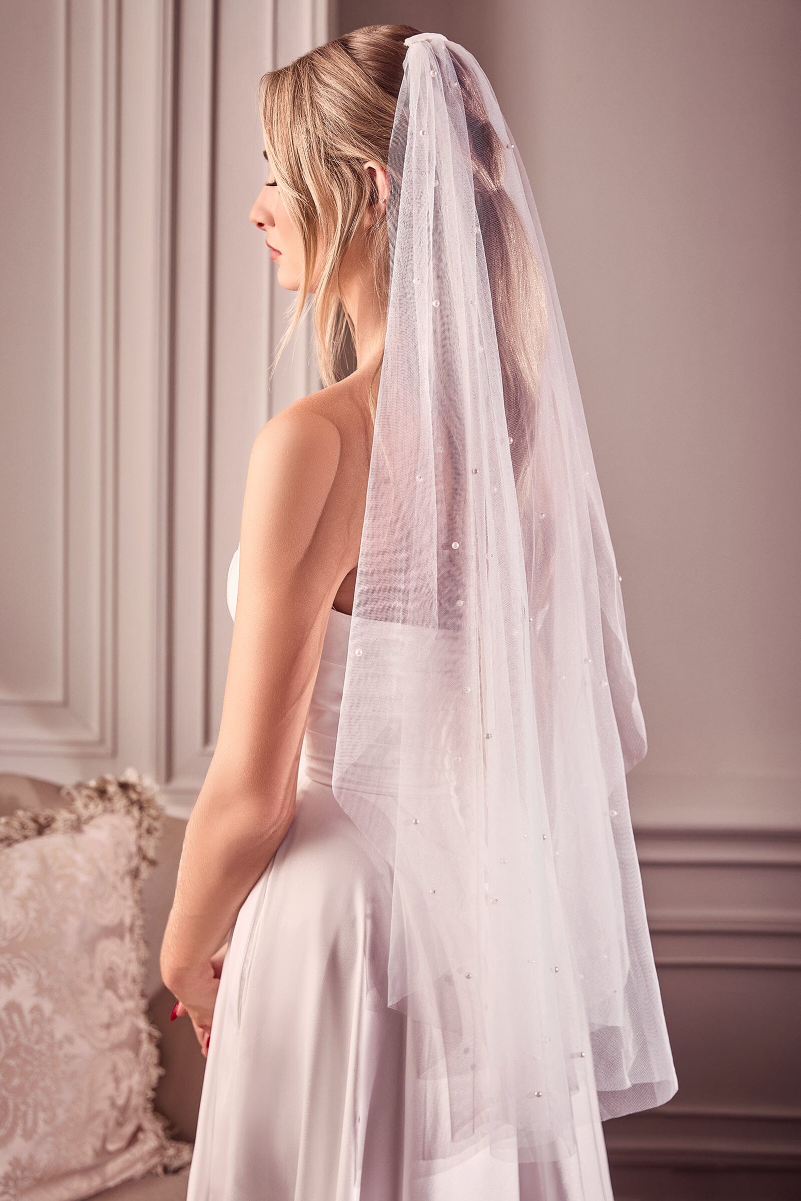 Pearl Drops Finger Tip Veil by Ladivine V006 – ABC Fashion
