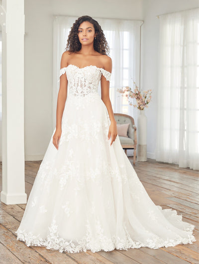 Sweetheart Corset Bridal Gown by Adrianna Papell 31245