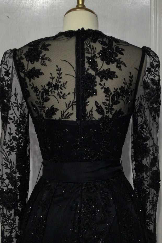Cinderella Divine CD233: Enchanting Embroidery and Graceful Silhouette for Special Occasions