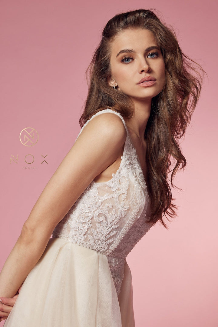 Fitted Lace A-line Tulle Gown by Nox Anabel E474