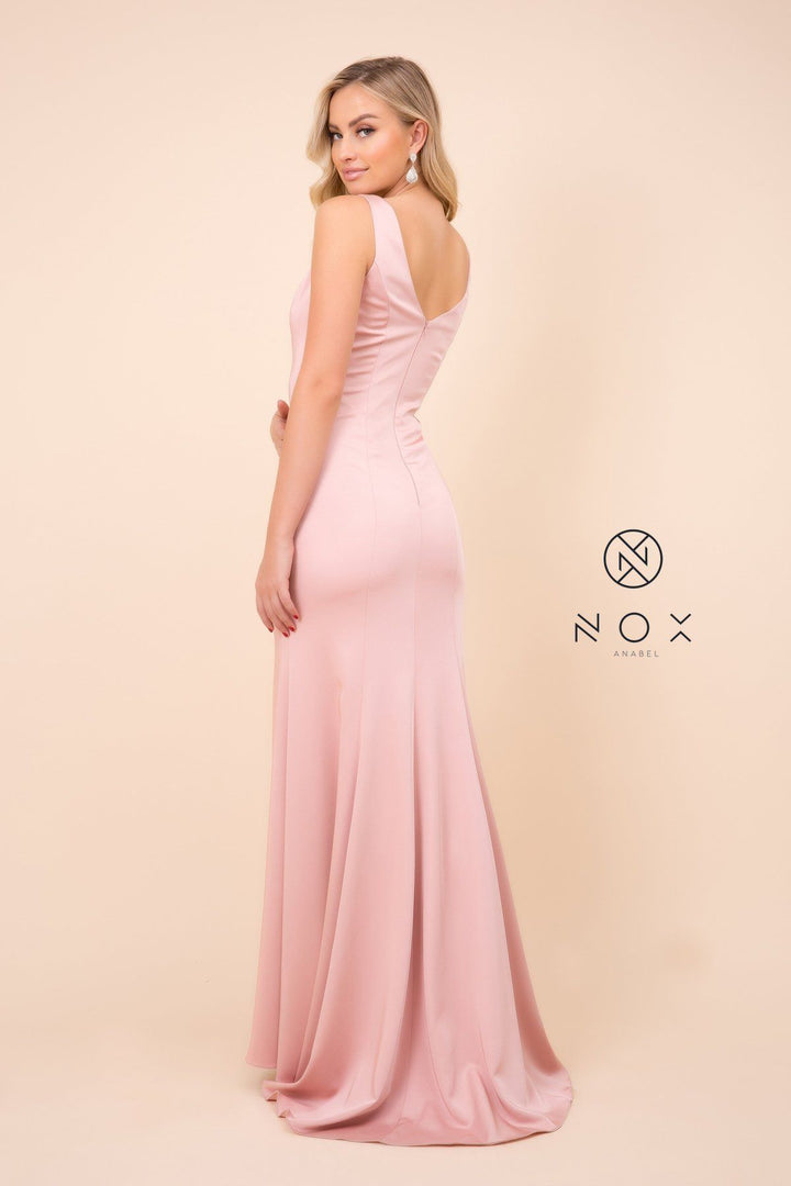 Fitted Long Sleeveless V-Neck Dress by Nox Anabel Q011