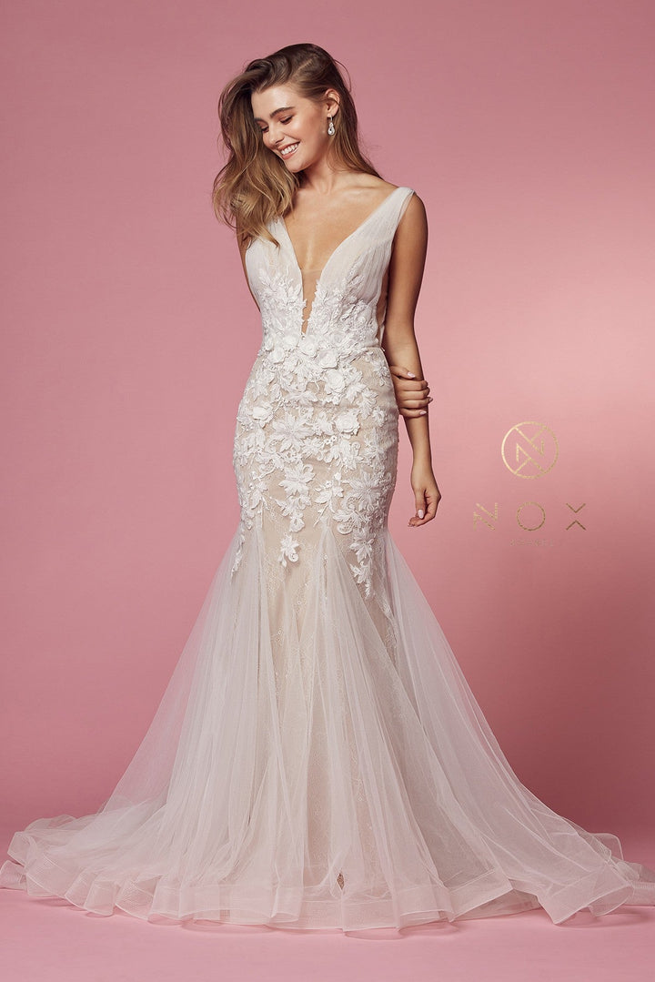 Floral Applique Mermaid Bridal Gown by Nox Anabel JE917