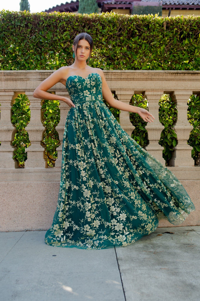 glitter-print-sweetheart-gown-