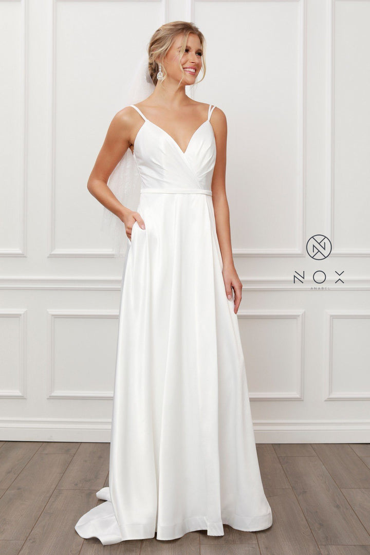 Long Sleeveless Satin Dress by Nox Anabel E484