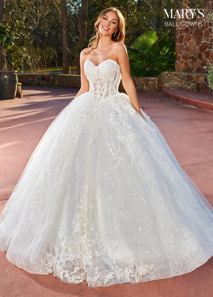 Classic Sweetheart Neckline Strapless Ball Gown Wedding Dress | Kleinfeld  Bridal