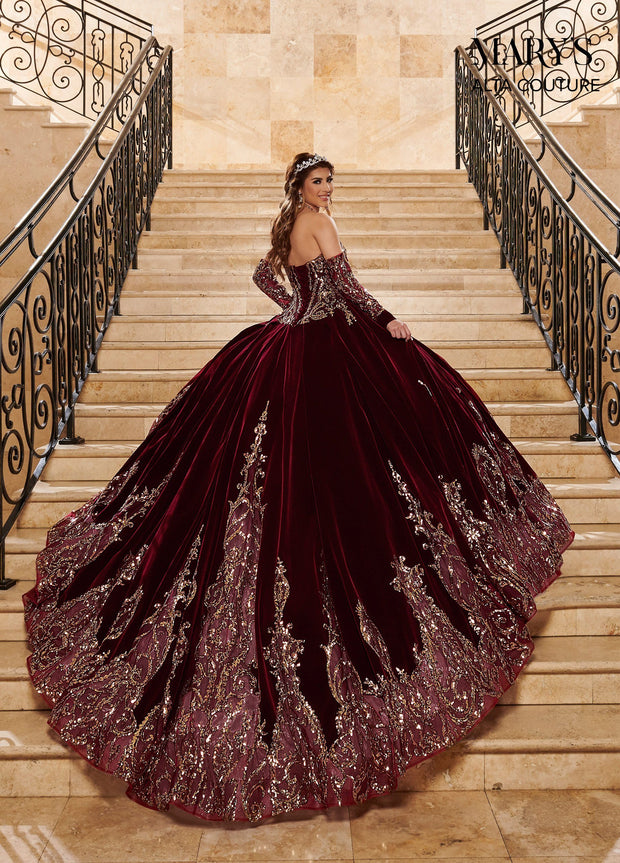 Red velvet deals quinceanera dress