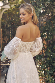 White Glitter Print Puff Sleeve Gown by Nox Anabel K1155W